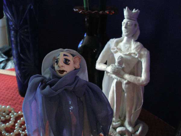 «King‘s phantom and King‘s Statue»